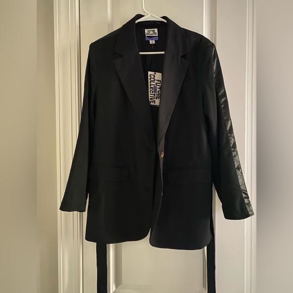 NWT Future Collective Kahlana Barfield Brown x Target Black Tie Front Blazer Med - Picture 4 of 10